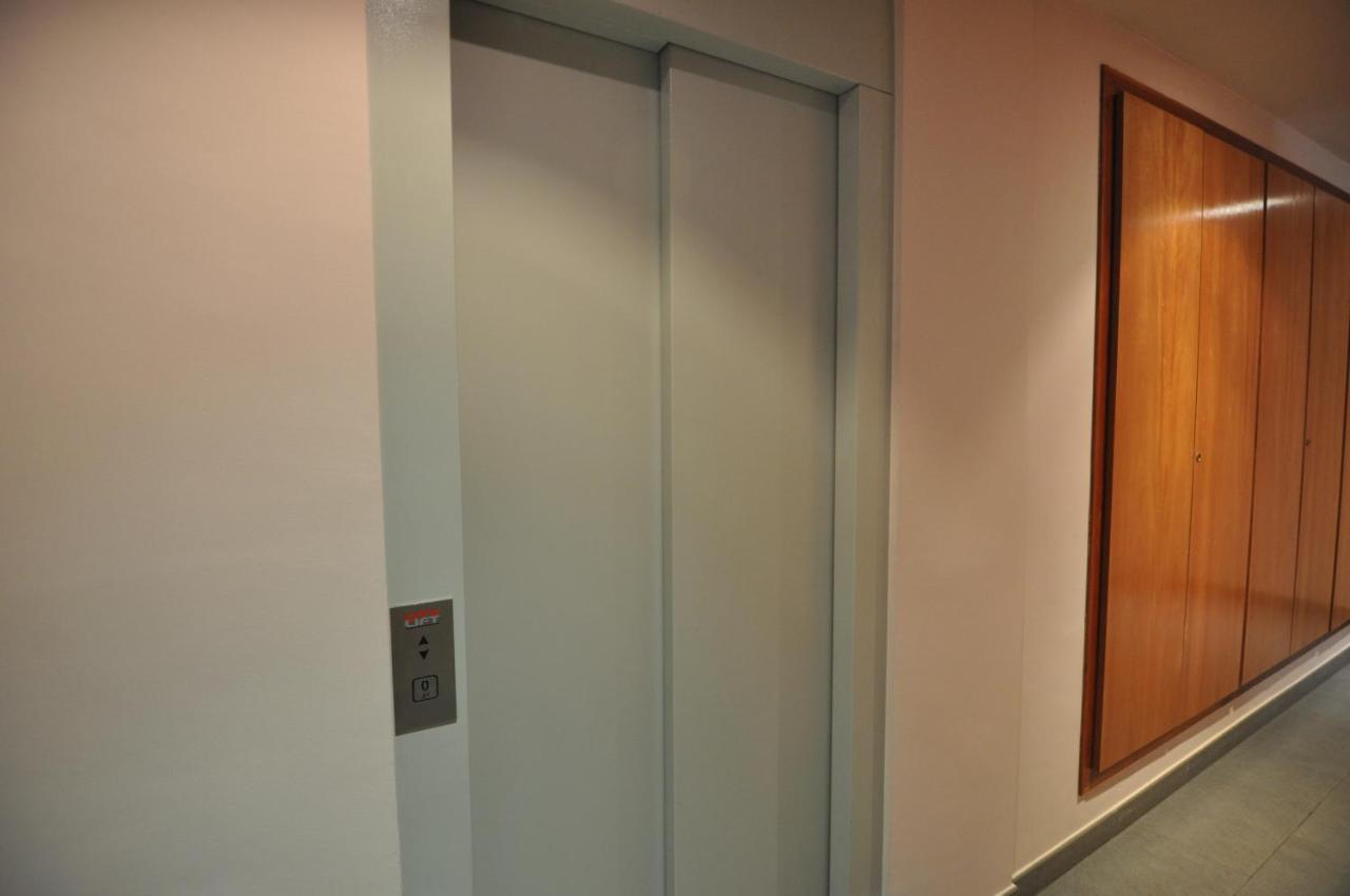 Rnet - Apartments Roses Centre מראה חיצוני תמונה