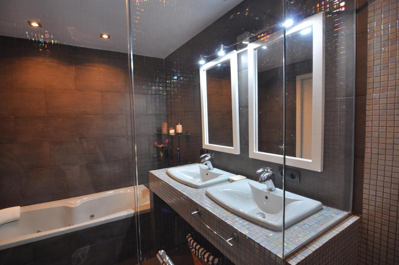 Rnet - Apartments Roses Centre מראה חיצוני תמונה