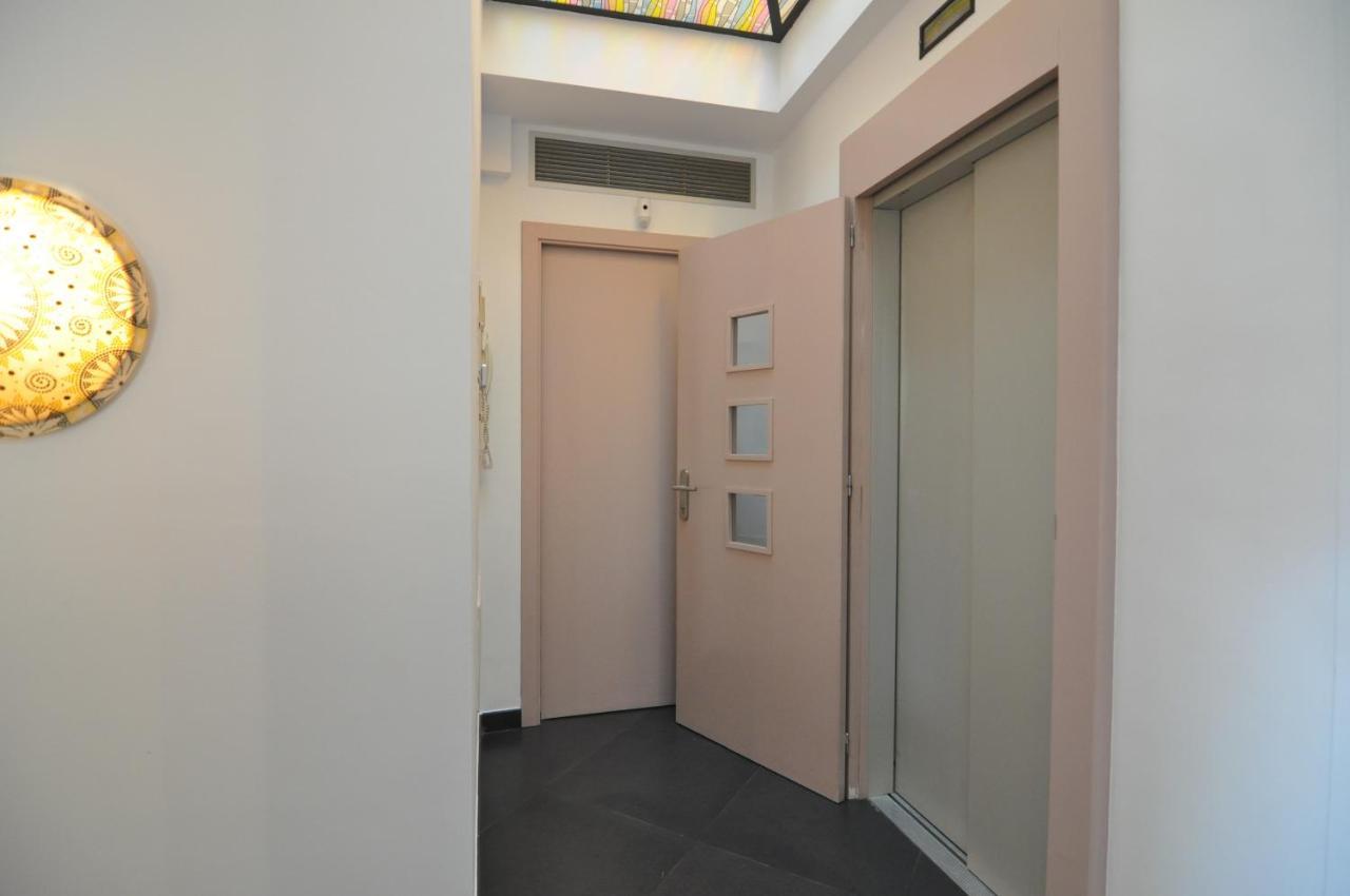 Rnet - Apartments Roses Centre מראה חיצוני תמונה