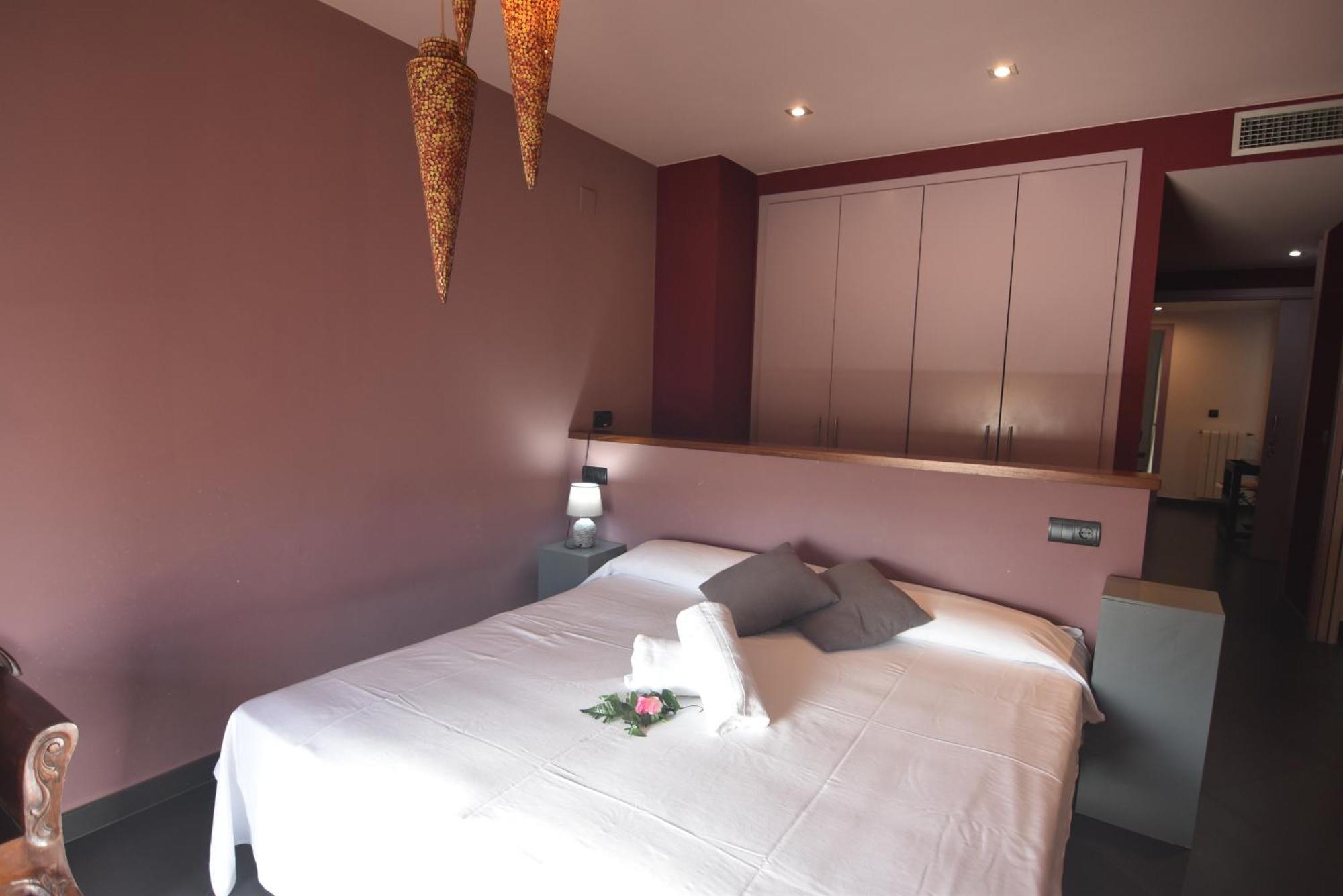 Rnet - Apartments Roses Centre מראה חיצוני תמונה