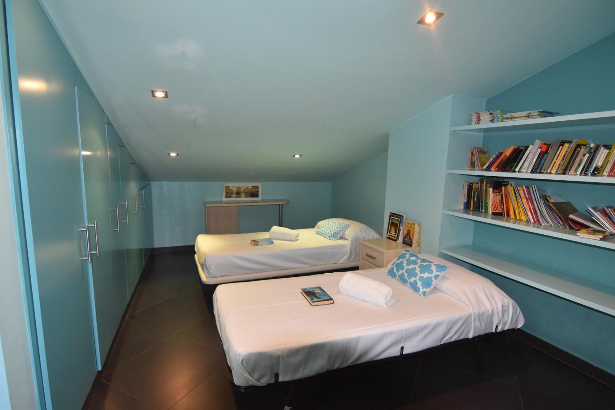 Rnet - Apartments Roses Centre מראה חיצוני תמונה